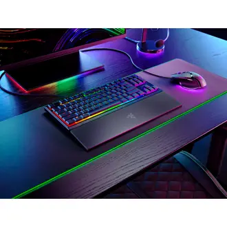 Tipkovnica Razer Ornata V3 TKL, žičana, gaming, membranska, UK/HR layout, RGB, crna, RZ03-04880300-R3W1