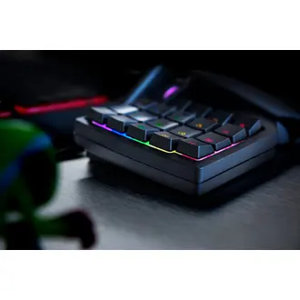 tipkovnica-razer-tartarus-v2-zicana-gaming-membranska-rgb-cr-35134-keyraz079.webp