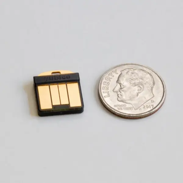 Sigurnosni ključ Yubico YubiKey 5 Nano, USB-A, crni - Slika 4