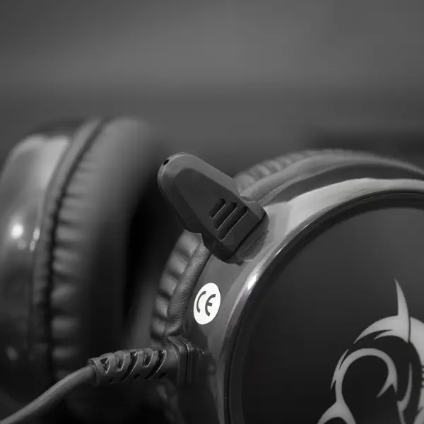 Slušalice White Shark Margay GH-1947, žičane, gaming, mikrofon, on-ear, LED, PC, crne - Slika 4